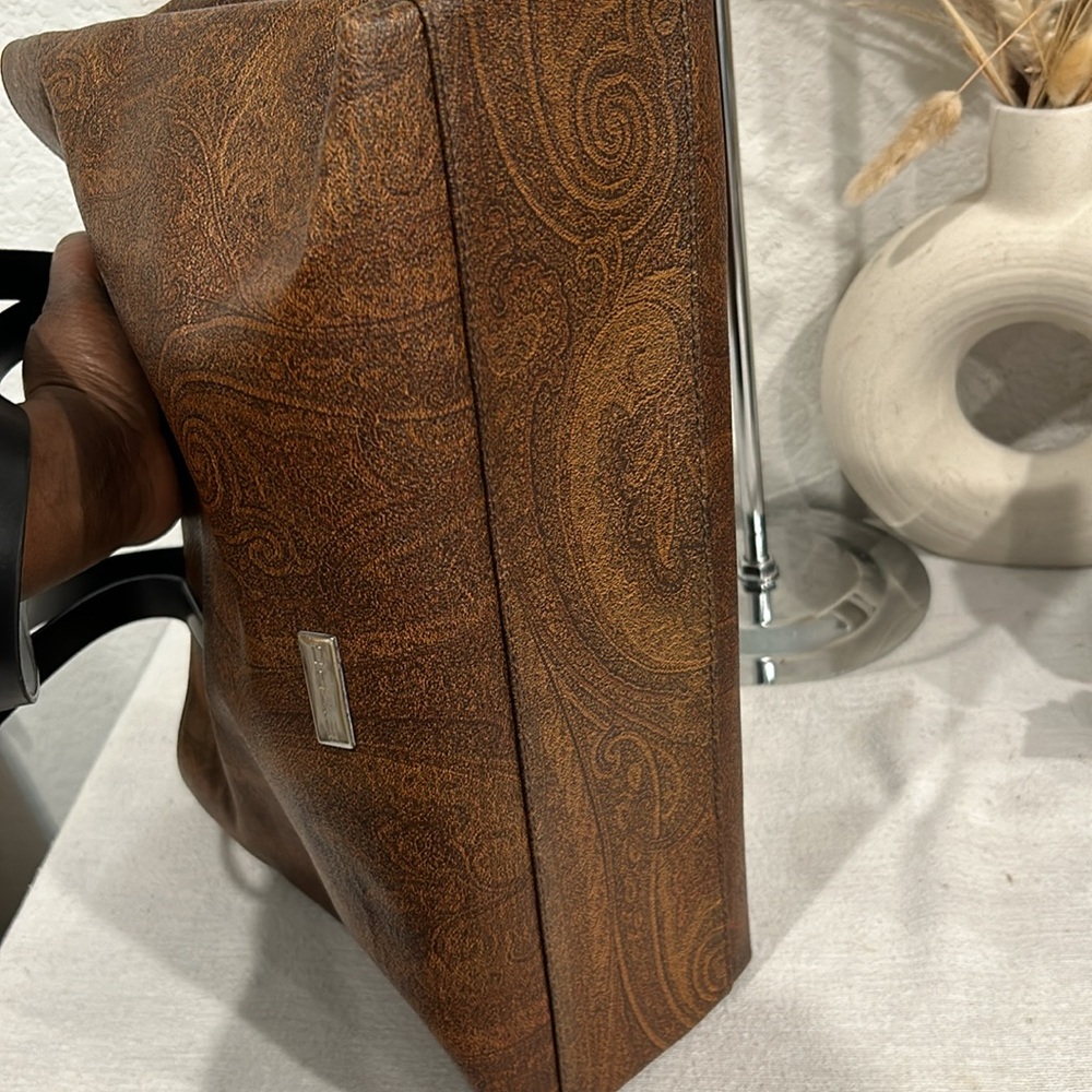 Authentic Etro Handbag - Picture 14 of 17